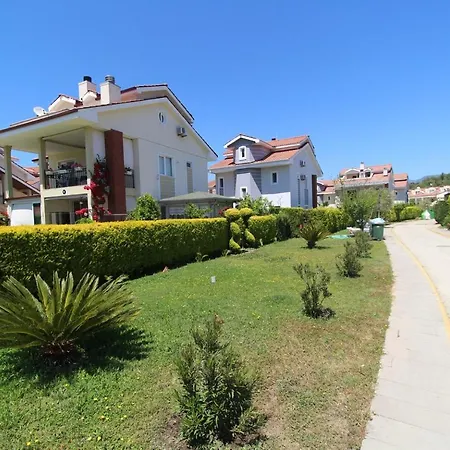 Oasis B4 Villa