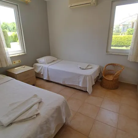 Oasis B4